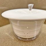 Casa Salad Spinner Nonslip Base White